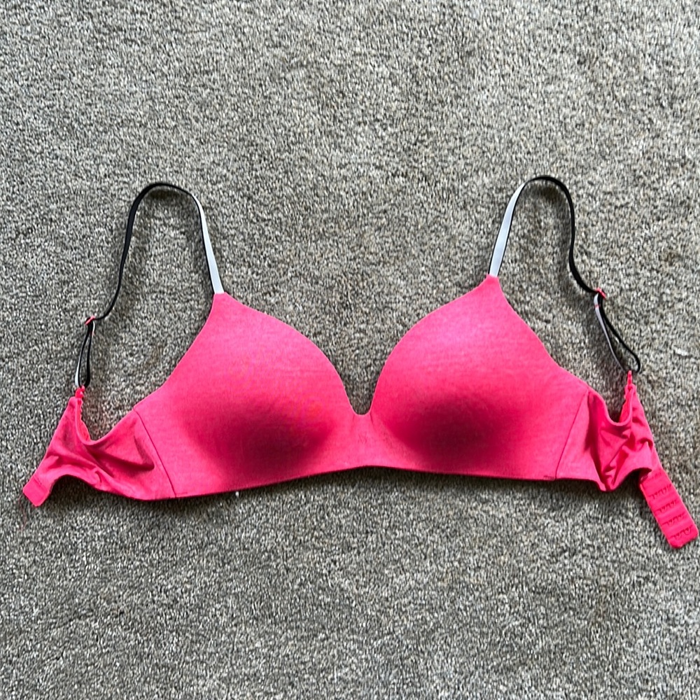 Victoria Secret Pink Seamless No Wire Bra 34C